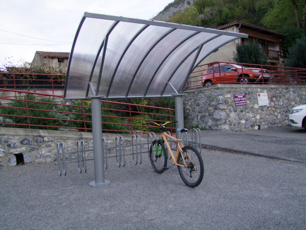 Abri cycles Toscane abricycles-abrivélos