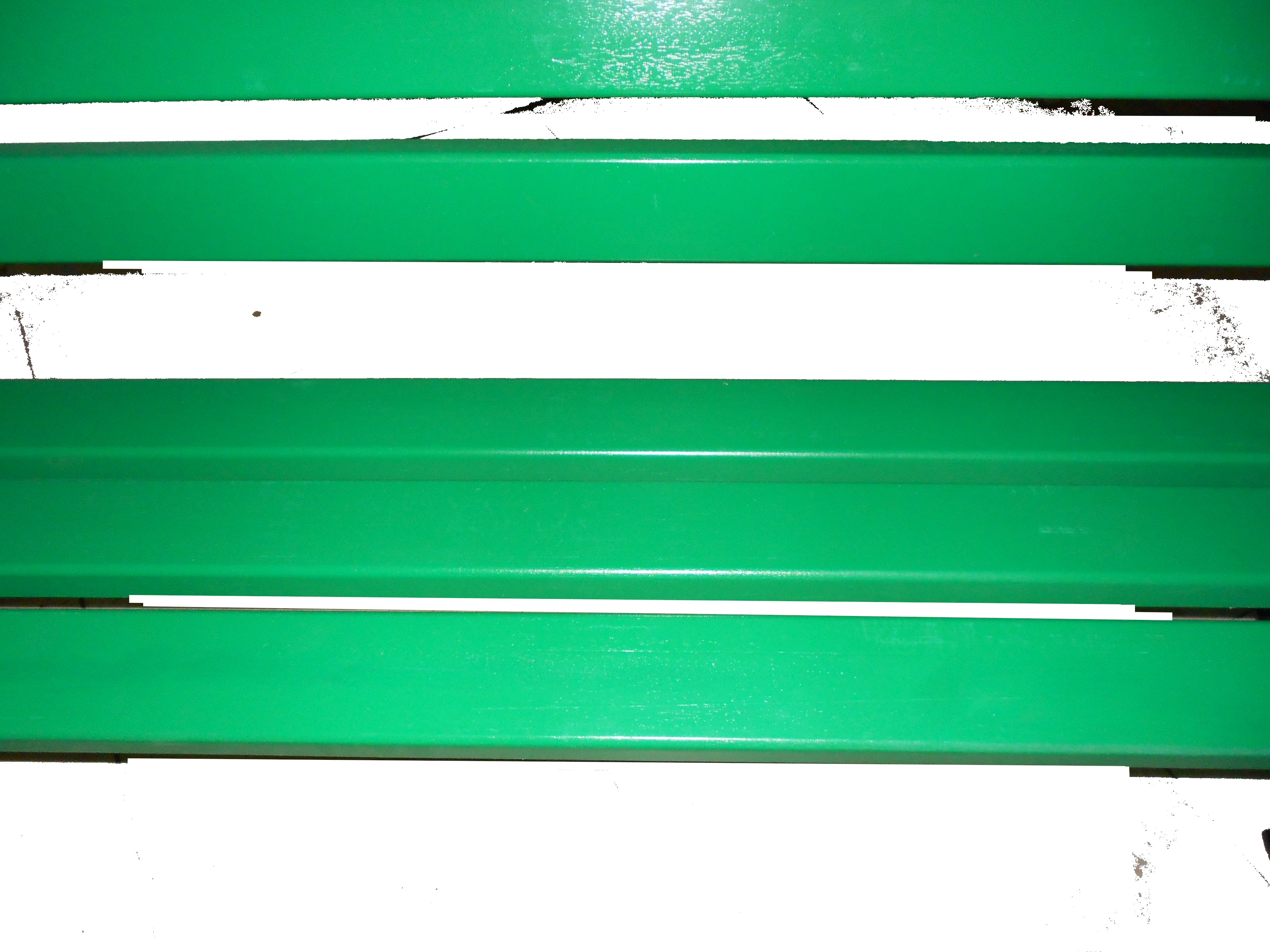 Lames bois pin traitées peintes vertes